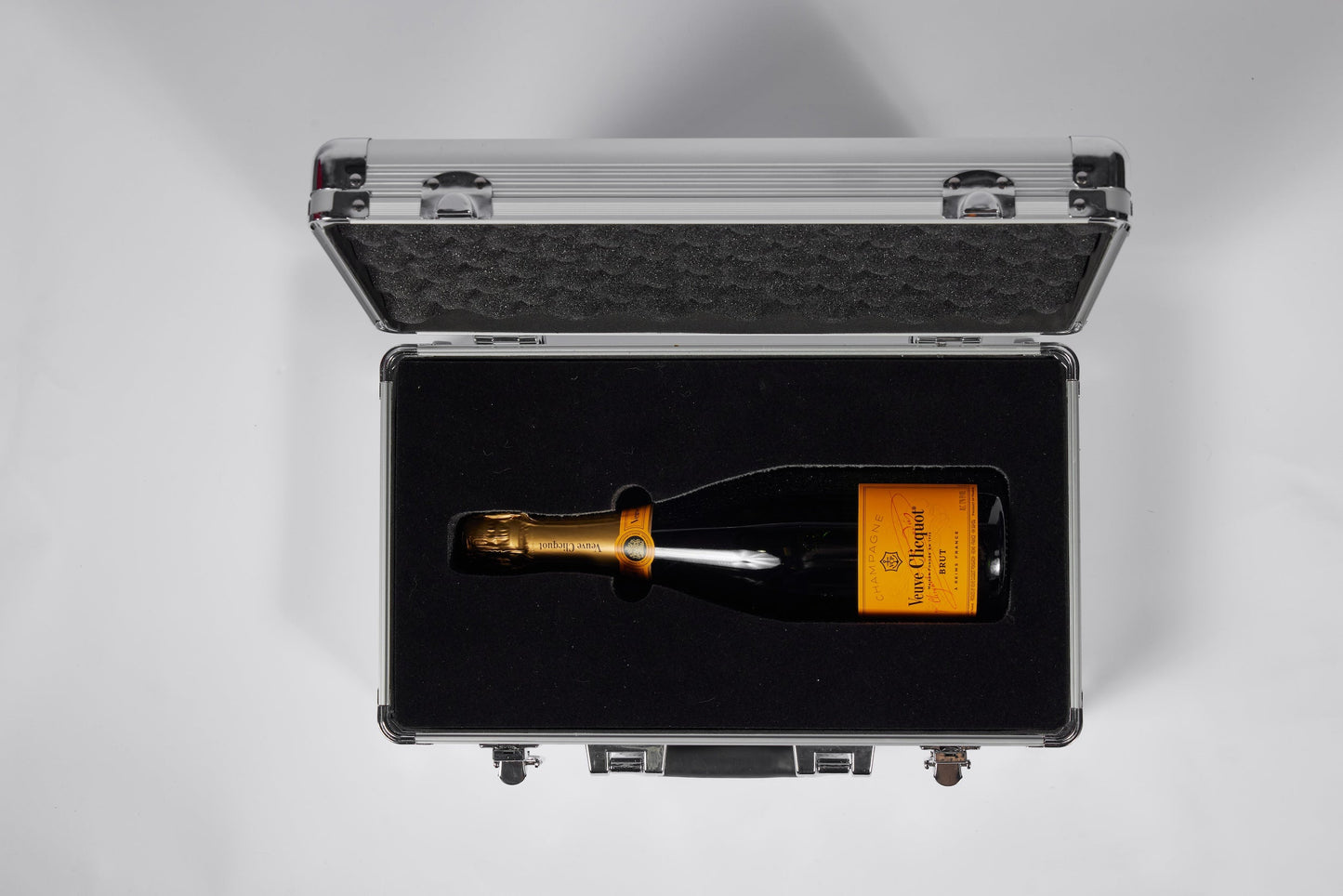 VinBottle - Champagne Bottle Case